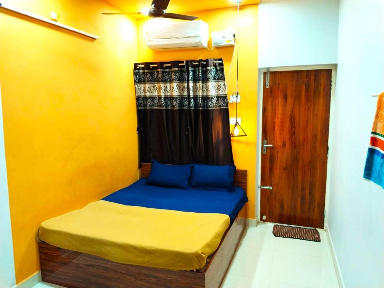 Asshappystayinn Hotel Tiruchirappalli Exteriör bild