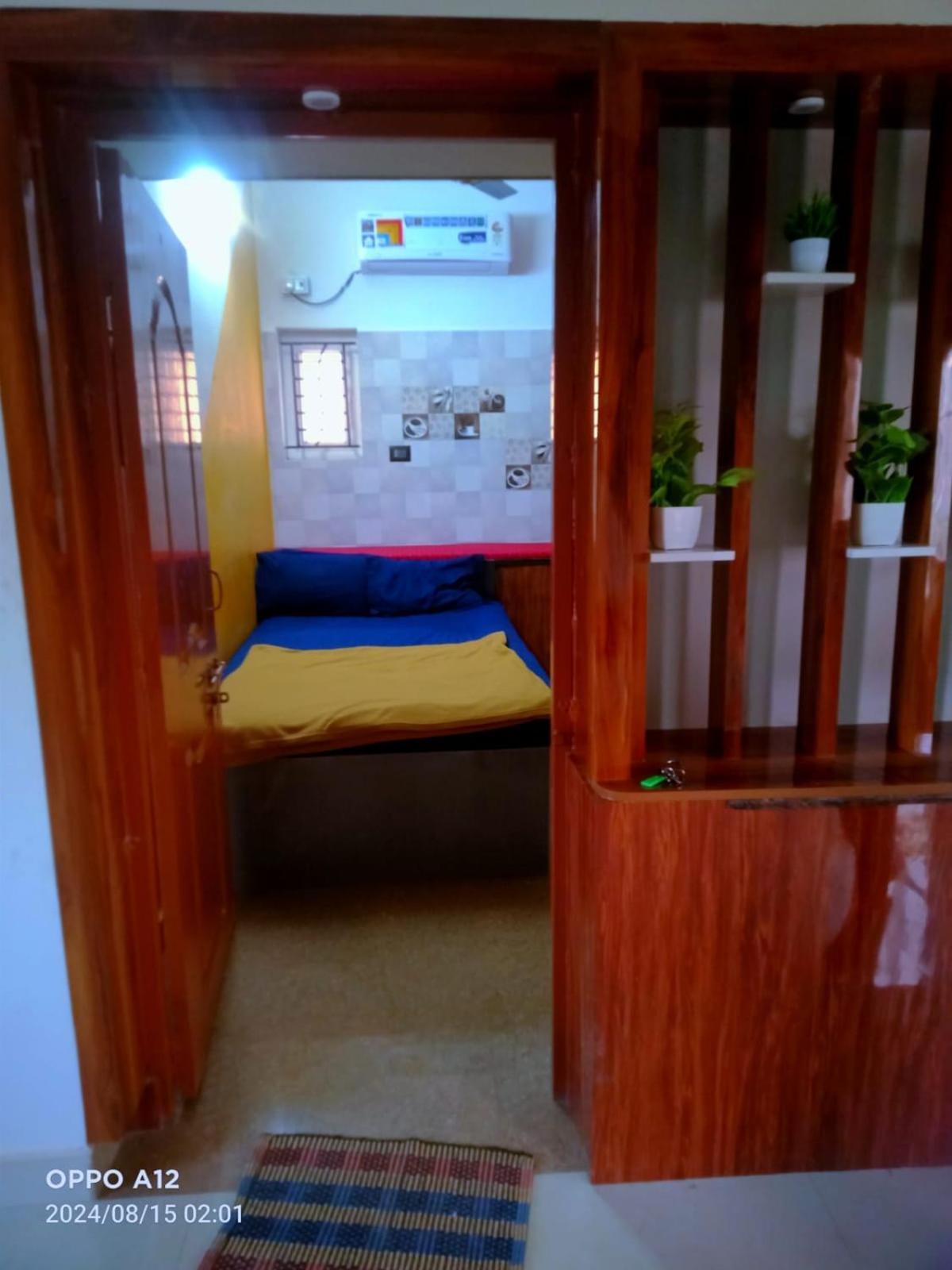Asshappystayinn Hotel Tiruchirappalli Exteriör bild